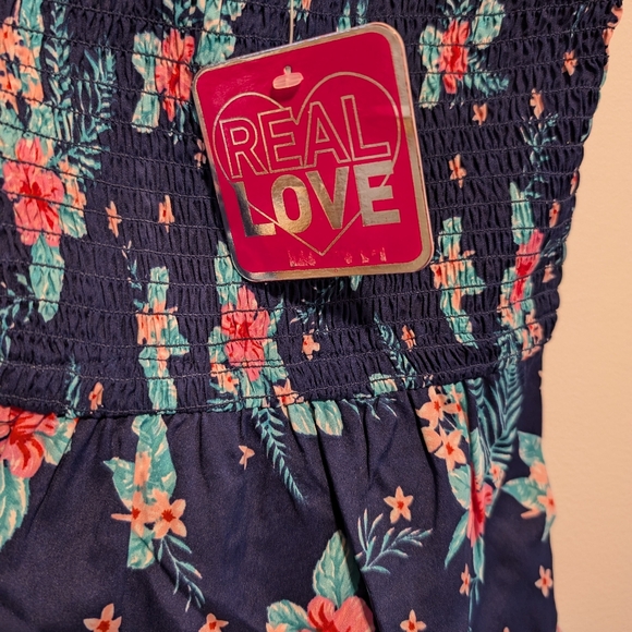 Kids Girls Summer Dresses - Picture 3 of 3